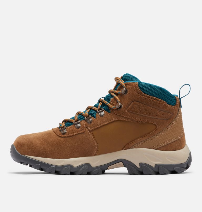 Columbia Newton Ridge™ Plus II Suede Waterproof Men's Hiking Boots Light Brown | MNM5221OP