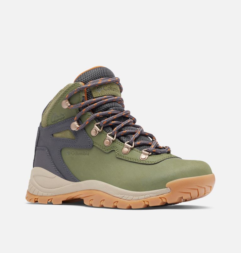 Columbia Newton Ridge™ Plus Waterproof Women's Hiking Boots Green | YKH7995CK